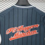 2025/2026 Bayern Munich Baseball Uniform Grey Football Jersey 1:1 Thai Quality - Image 4