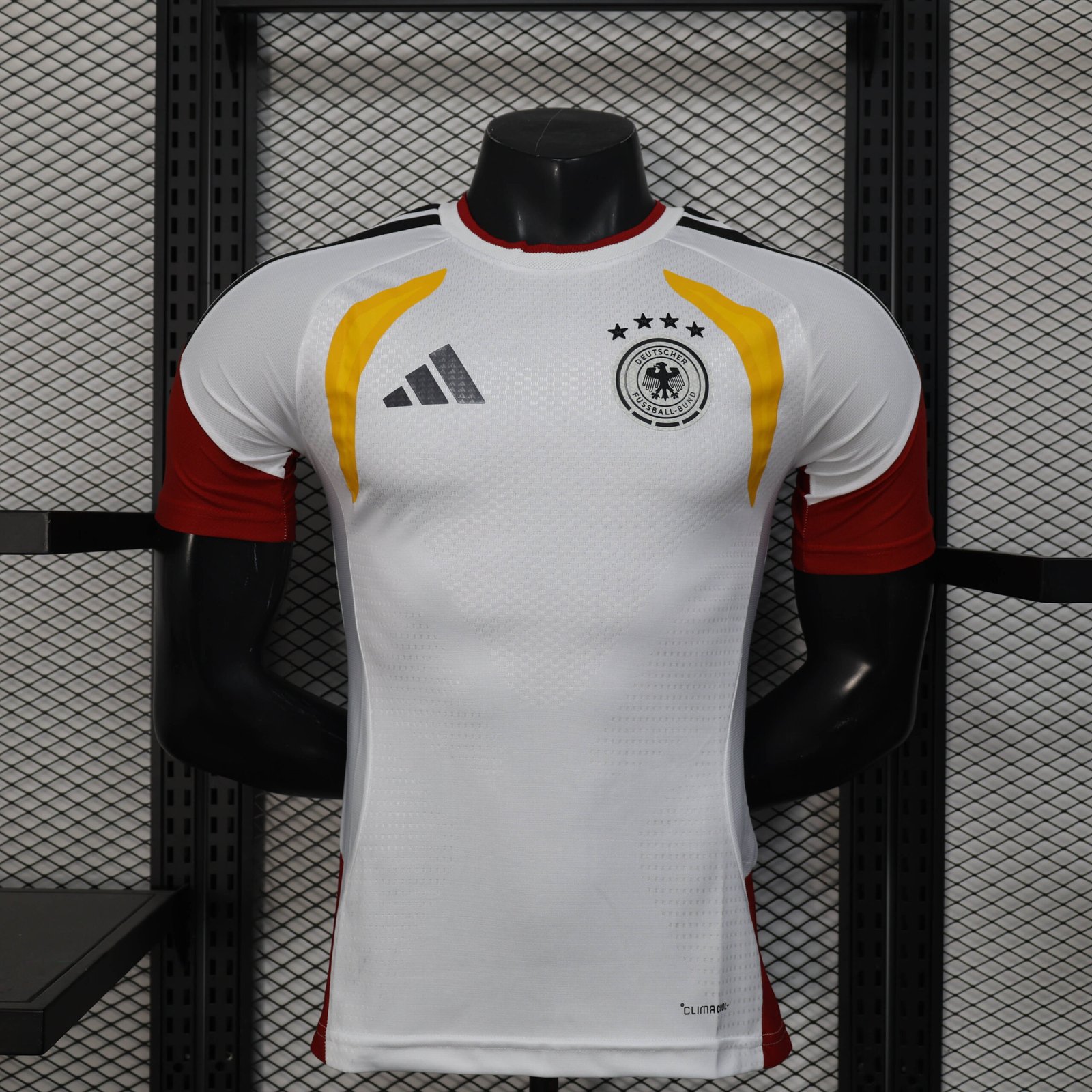 01a5cd6c7f40fc936f39118fc3778825-1 2026 Player Version Germany Training Suit White Football Shirt 1:1 Thai Quality - Image 1