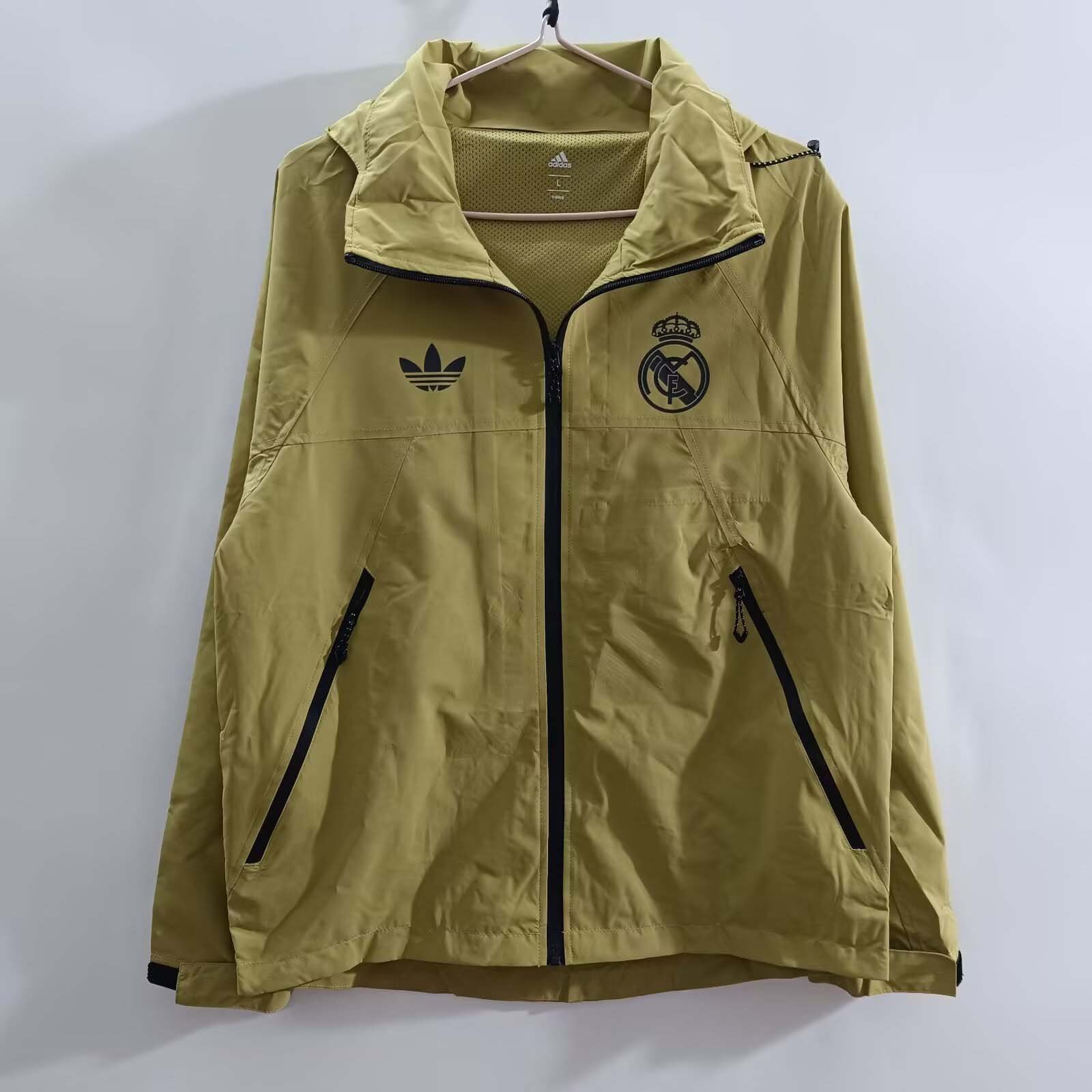 08e922aa5754913ea92c404885980656 2025/2026 Real Madrid Windbreaker Yellow Soccer Jersey 1:1 Thai Quality - Image 1