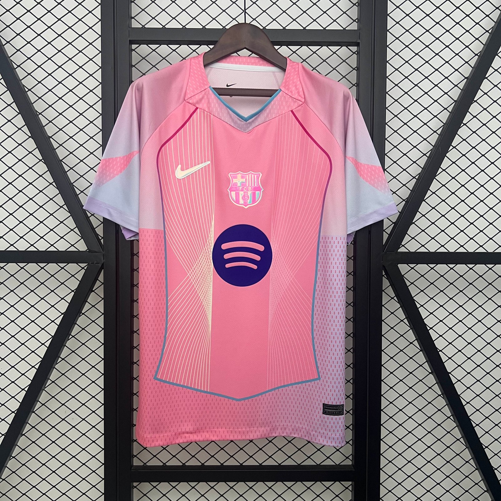 0a25c8f5fff07b4c35e9535a7ebd3875 2025/2026 Barcelona Concept Pink Football Shirt 1:1 Thai Quality - Image 1