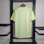 2023/2024 Manchester City Goalkeeper Fluorescent Green Football Shirt 1:1 Thai Quality - Image 2