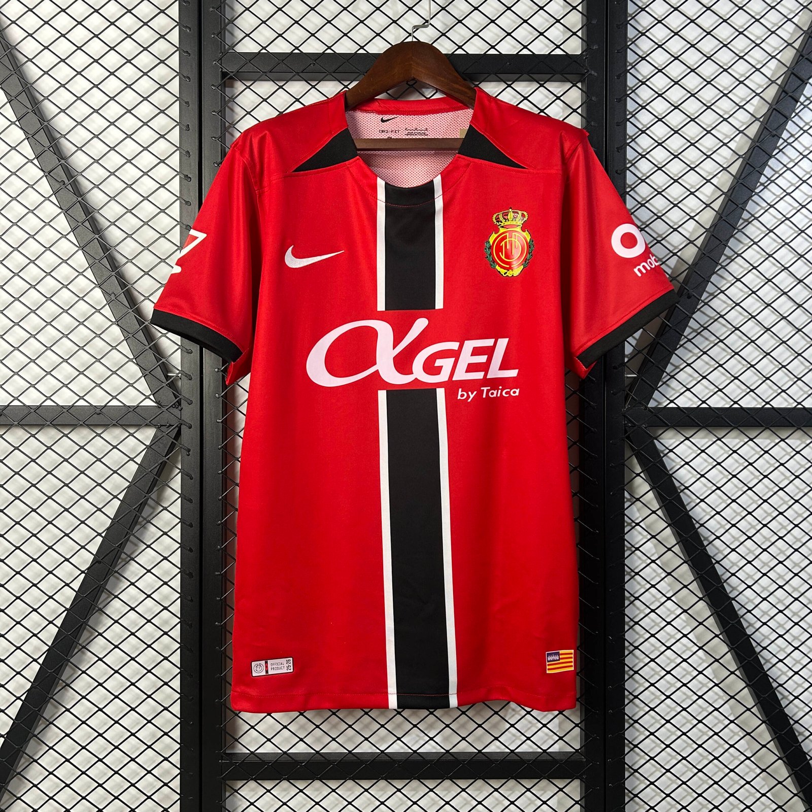 16cce76006c79637695457d0a63490b8 2025/2026 RCD Mallorca Home Football Shirt 1:1 Thai Quality - Image 1