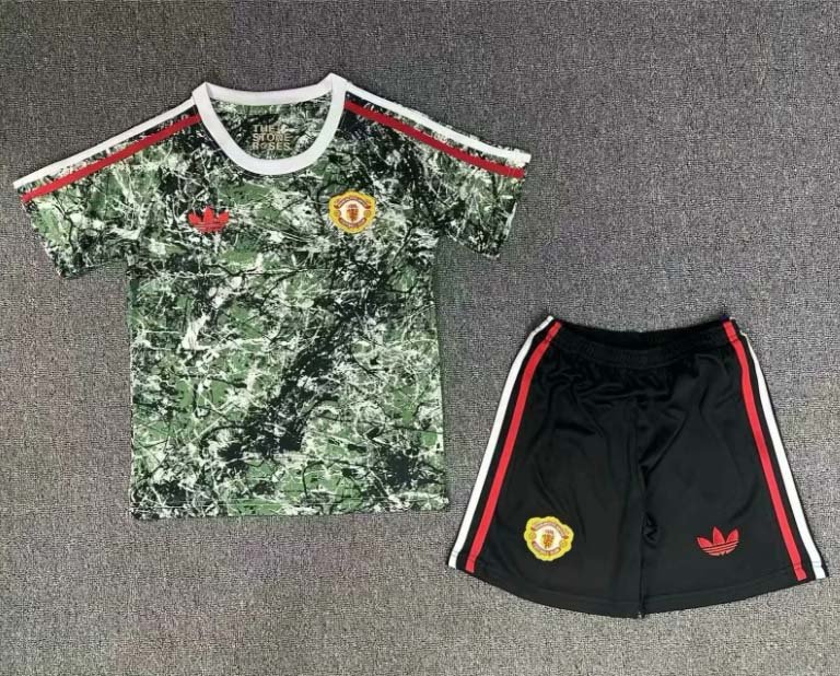 1b53159ebf1d5fad2d7ea5415afe6719 2024/2025 Manchester United Joint Edition Football Shirt 1:1 Thai Quality Kids Size - Image 1