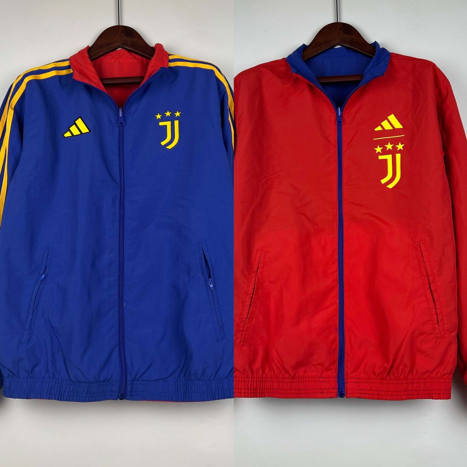 1c32ab1a7ec831bd1499b37b2e71d9d1 2023-2024 Juventus Reversible Windbreaker(Blue-red)Soccer Jersey 1:1 Thai Quality - Image 1