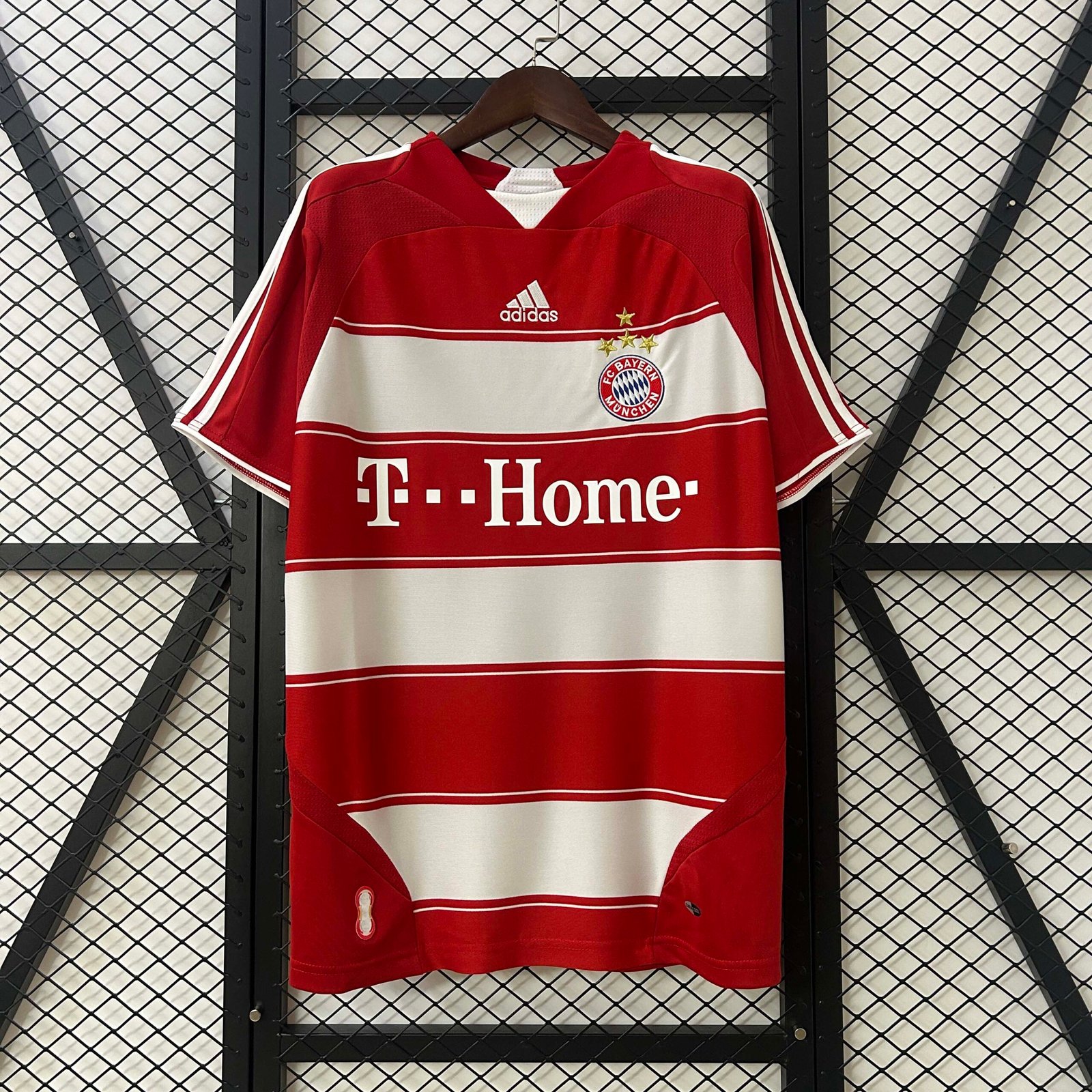 1f16b4338e8026548b7281933c7b0bf4 2007/2008 Retro Bayern Munich Home Football Jersey 1:1 Thai Quality - Image 1