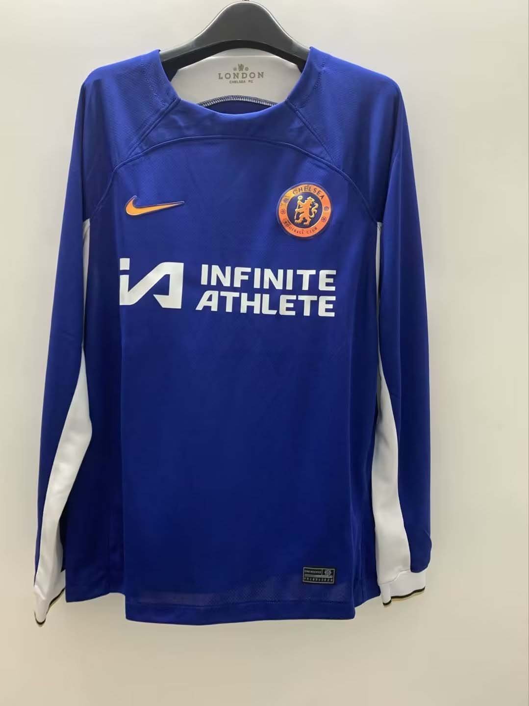 257d34b1d622cdb711f6f77c97ee51d6 2023/2024 Long Sleeve Chelsea Home Football Shirt 1:1 Thai Quality - Image 1