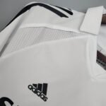 2005/2006 Retro Real Madrid Home - Image 4