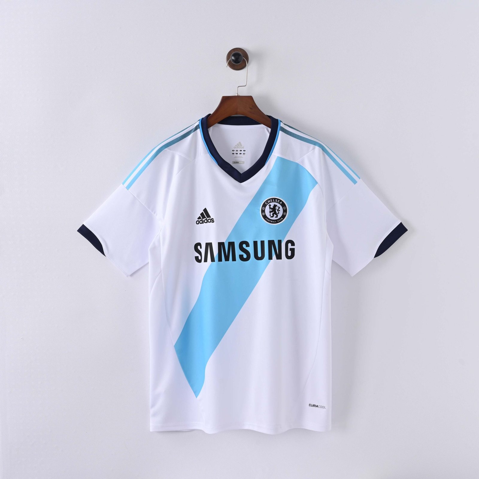 2a4bddaac64ef1315257b5892375d969 2012/2013 Retro Chelsea Away Football Shirt1:1 Thai Quality - Image 1