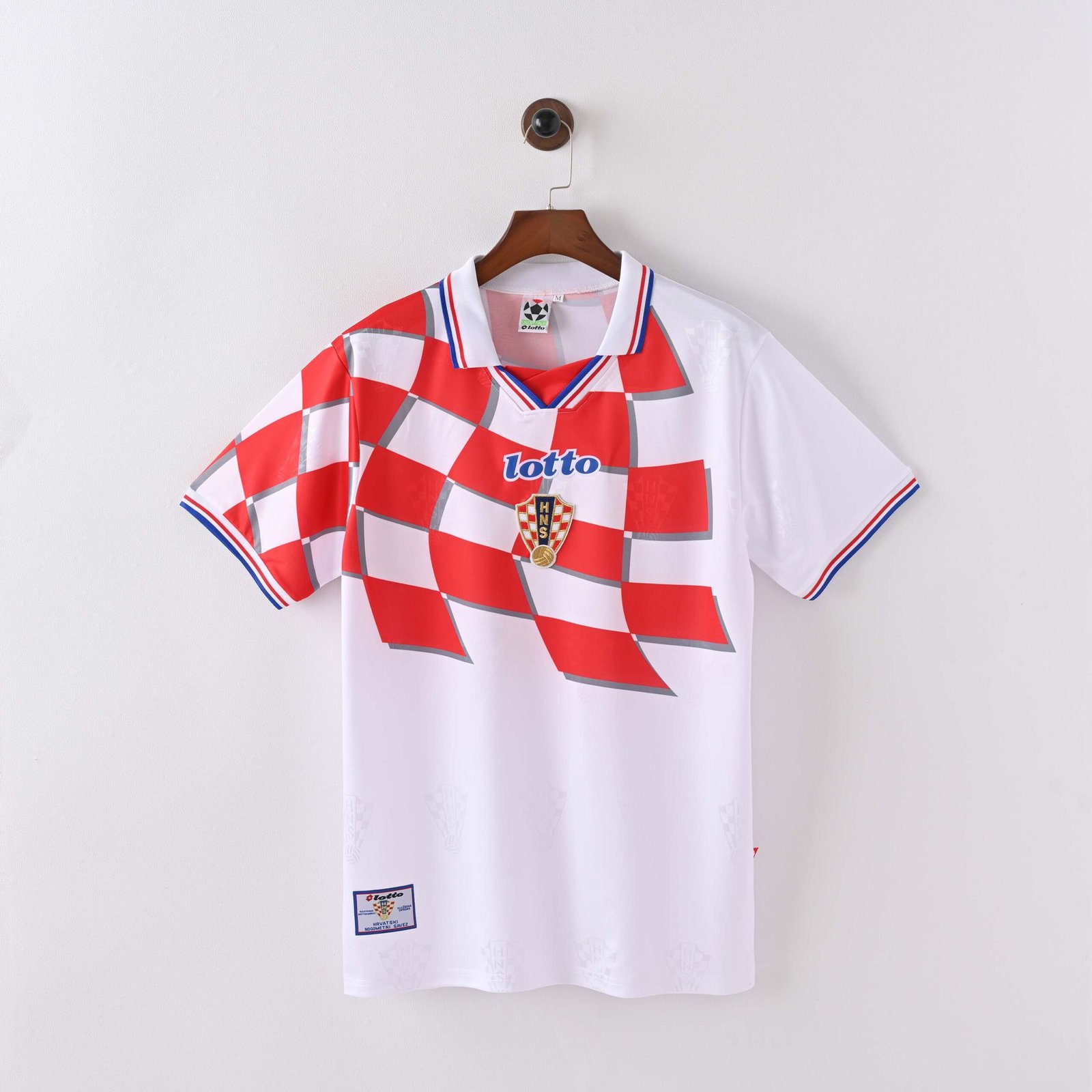 2f285849ca6eb94767561c591e1bda00 1998 Retro Croatia National Team Home Football Shirt 1:1 Thai Quality - Image 1