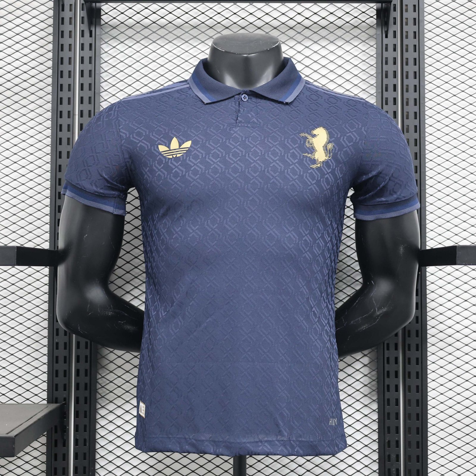 3c2b46fb1ba9edc5ef2c6023386cec9f 2024/2025 Player Version Juventus Third Away Football Shirt 1:1 Thai Quality - Image 1