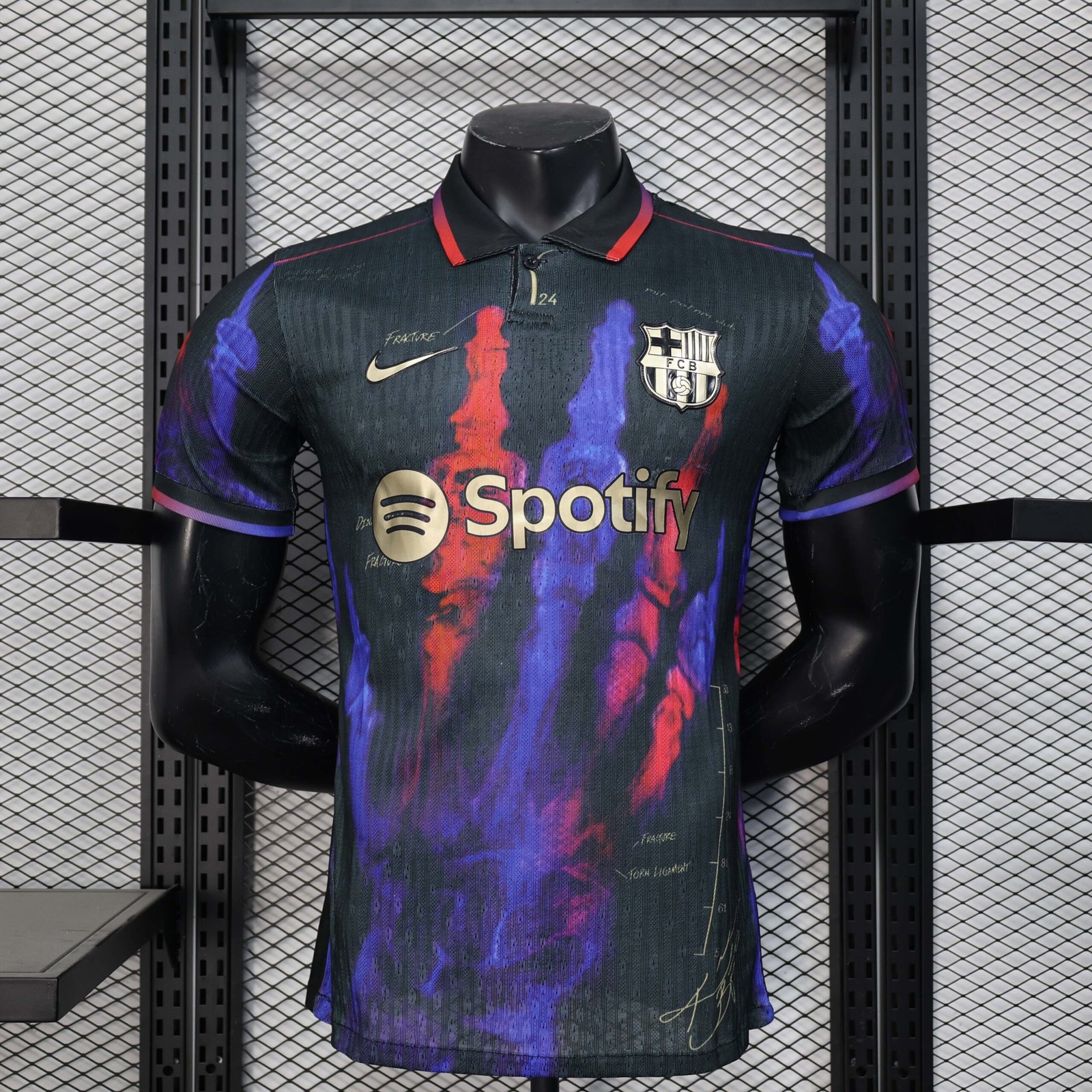 3d413caed9e46e70fedae91178a516f2 2025/2026 Player Version Barcelona Special Edition Black and blue Football Shirt 1:1 Thai Quality - Image 1