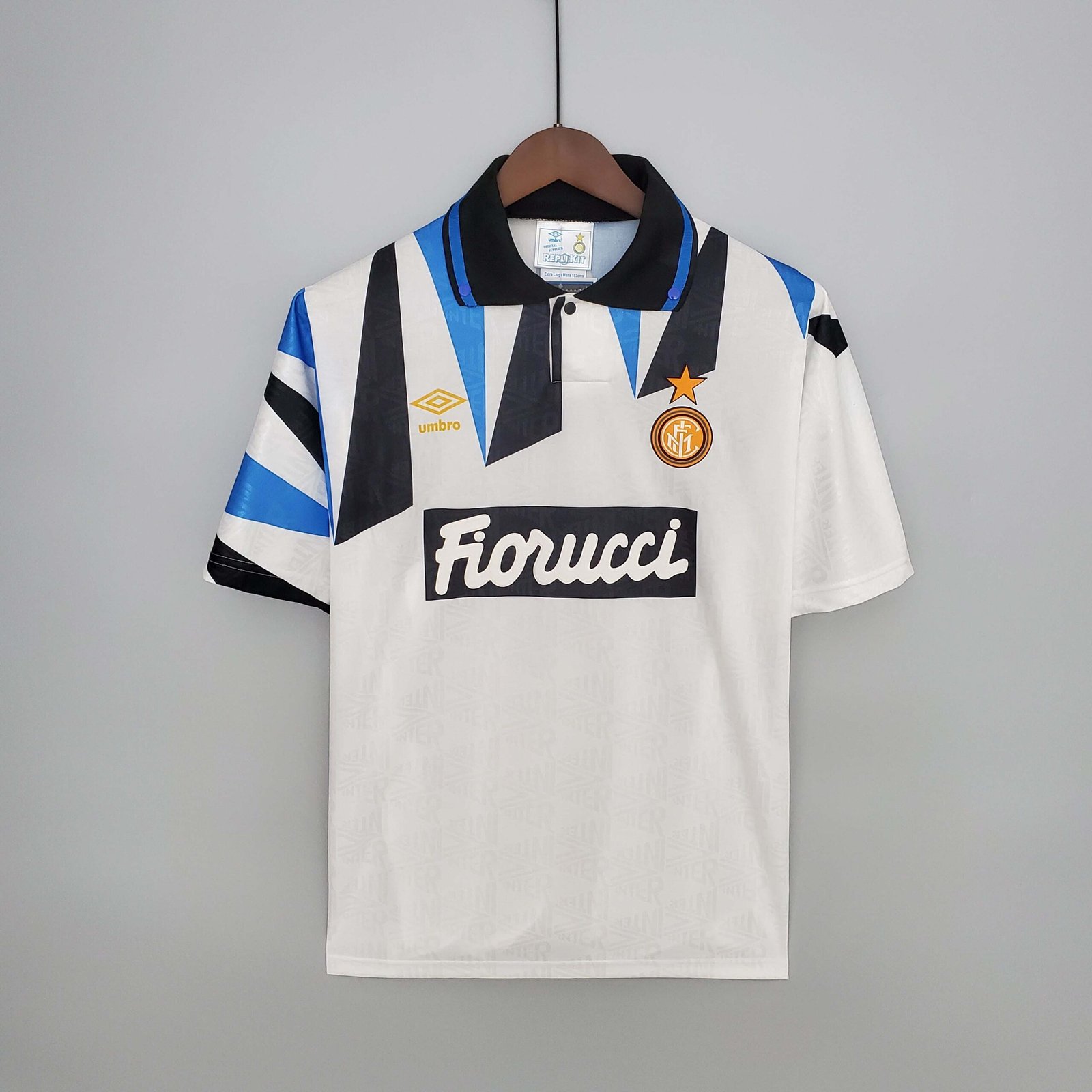 4561e46b33d101447bf03b3f646da39b 1992/1993 Retro Internazionale Milan Away Football Jersey 1:1 Thai Quality - Image 1