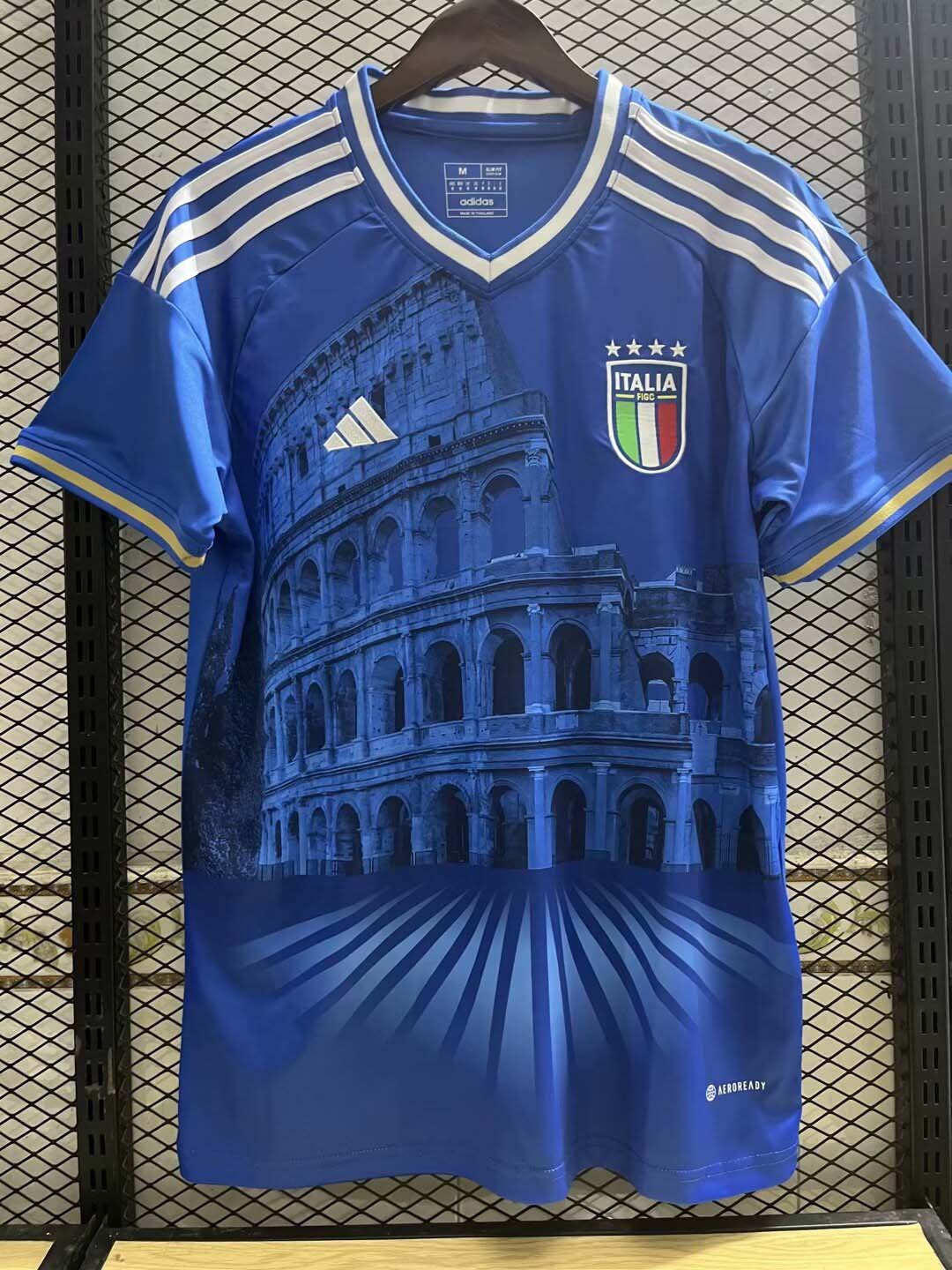 48daa19cc926060c6b59d33db01b2375 2023/2024 Italy Special Edition Blue Football Shirt 1:1 Thai Quality - Image 1