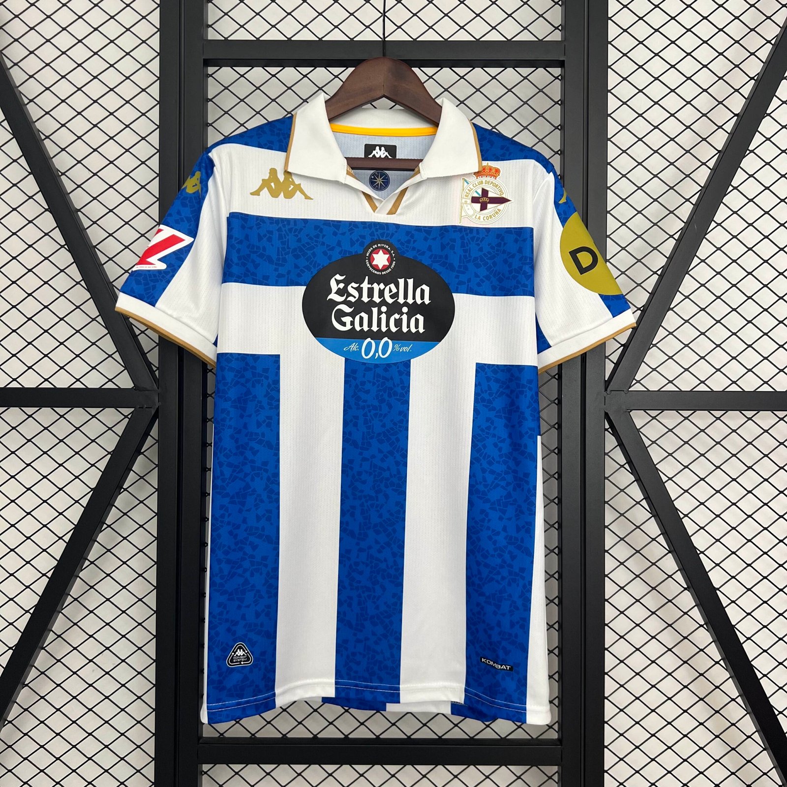 4e2fc31113a0388485874dca02c32ec4 2025/2026 La Coruña Home Football Shirt 1:1 Thai Quality - Image 1