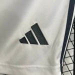 2025/2026 Bayern Munich Away Shorts - Image 4