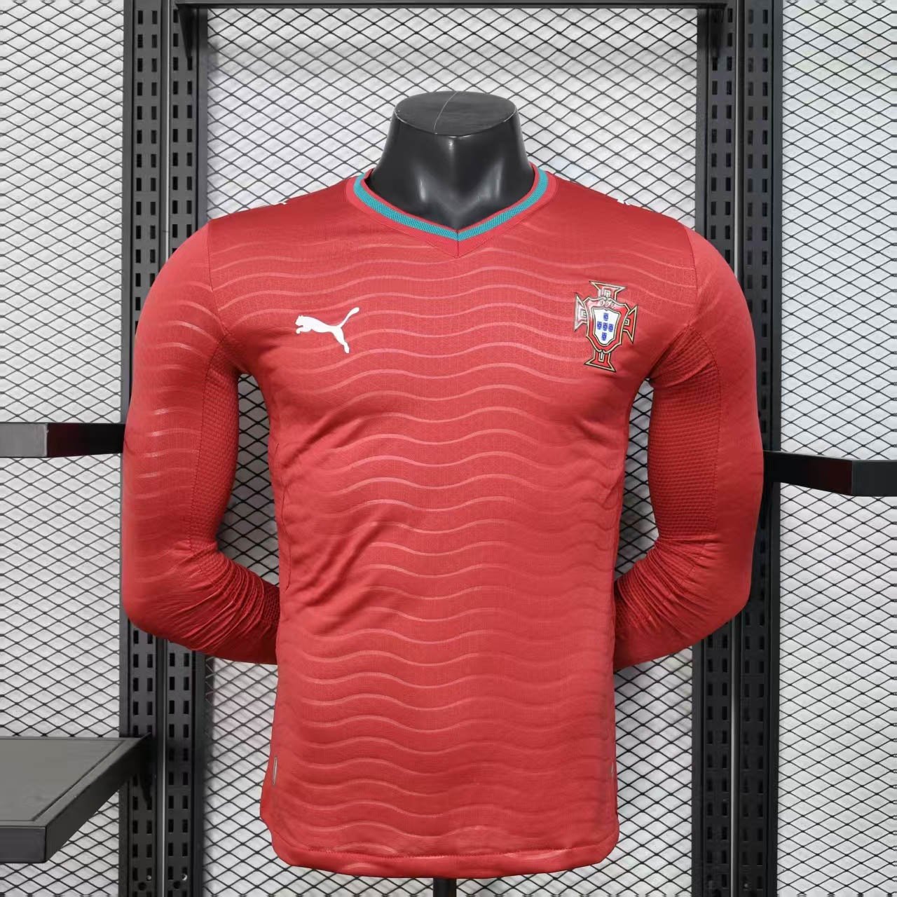 549e1ad5c0c6e2e4d96581a878dbfeba-1 2026-2027 Player Version Portugal Home Red Long Sleeve Jersey AAA - Image 1