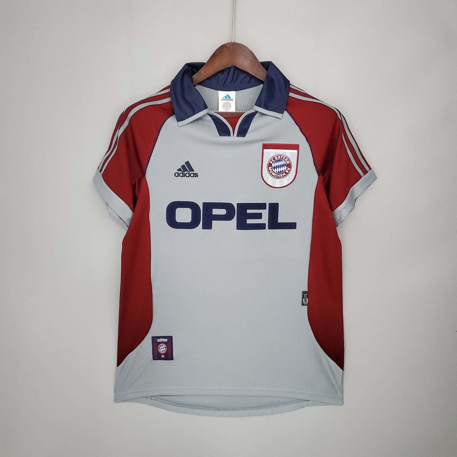 5560128672e56839684fbce6e03c761c-1 1998/1999 Retro Bayern Munich Third Away Football Jersey 1:1 Thai Quality - Image 1