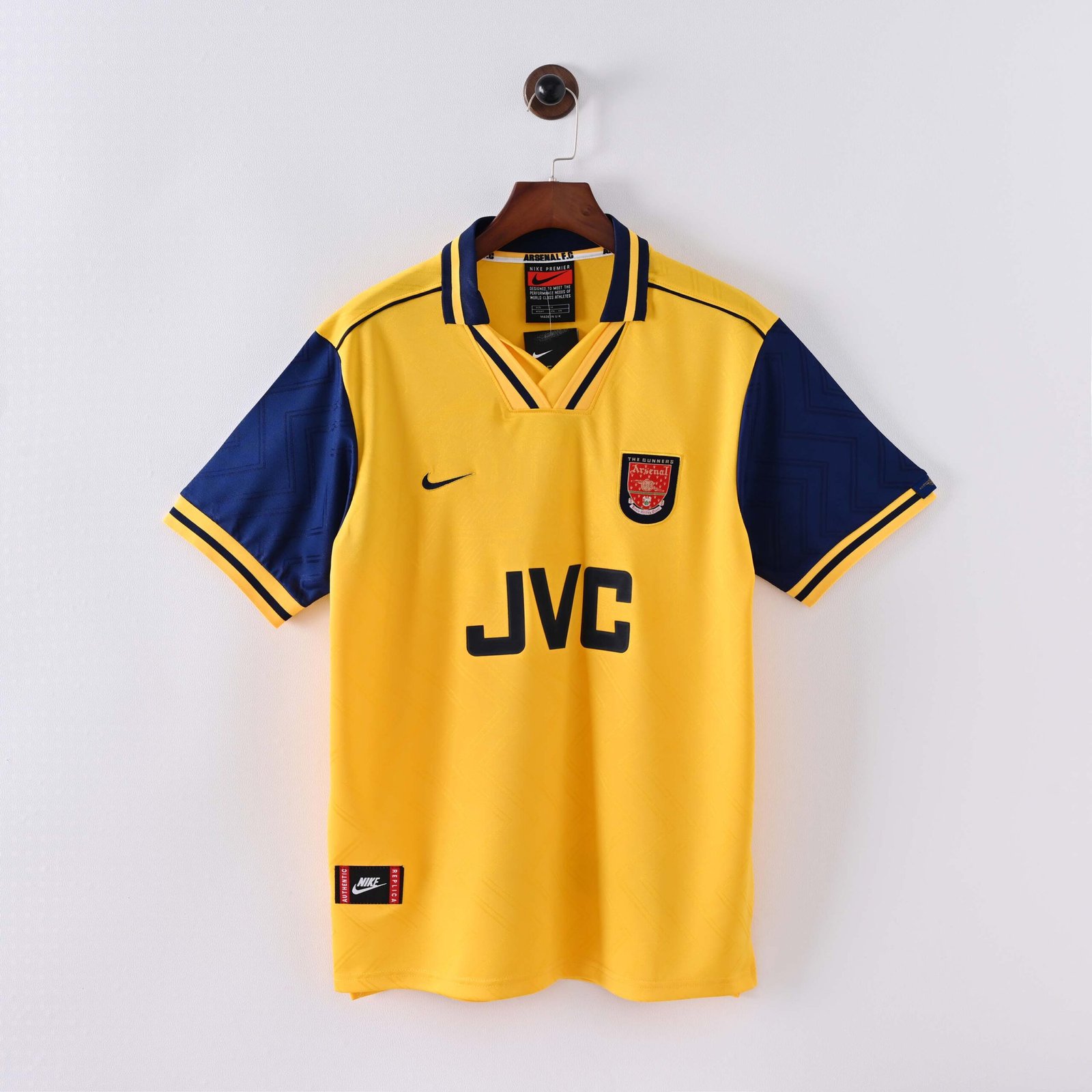 5e12bc27a68c3b4fd25e511027586ea5 1996/1997 Retro Arsenal Away Football Shirt 1:1 Thai Quality - Image 1