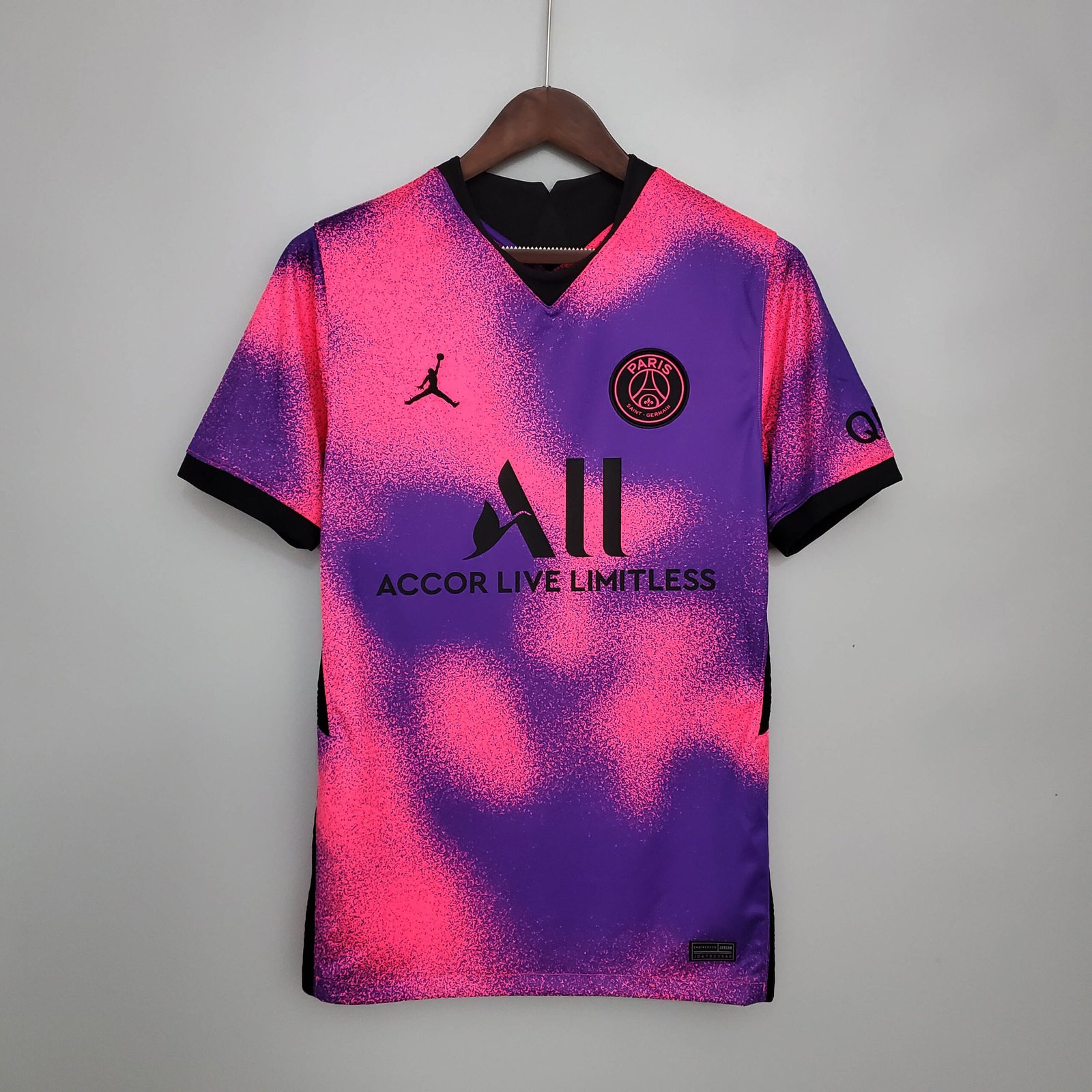 5e4d832ffe63460b39a20e8c2a46f3a3 2020/2021 Retro Psg Paris Saint-Germain Fourth Away - Image 1