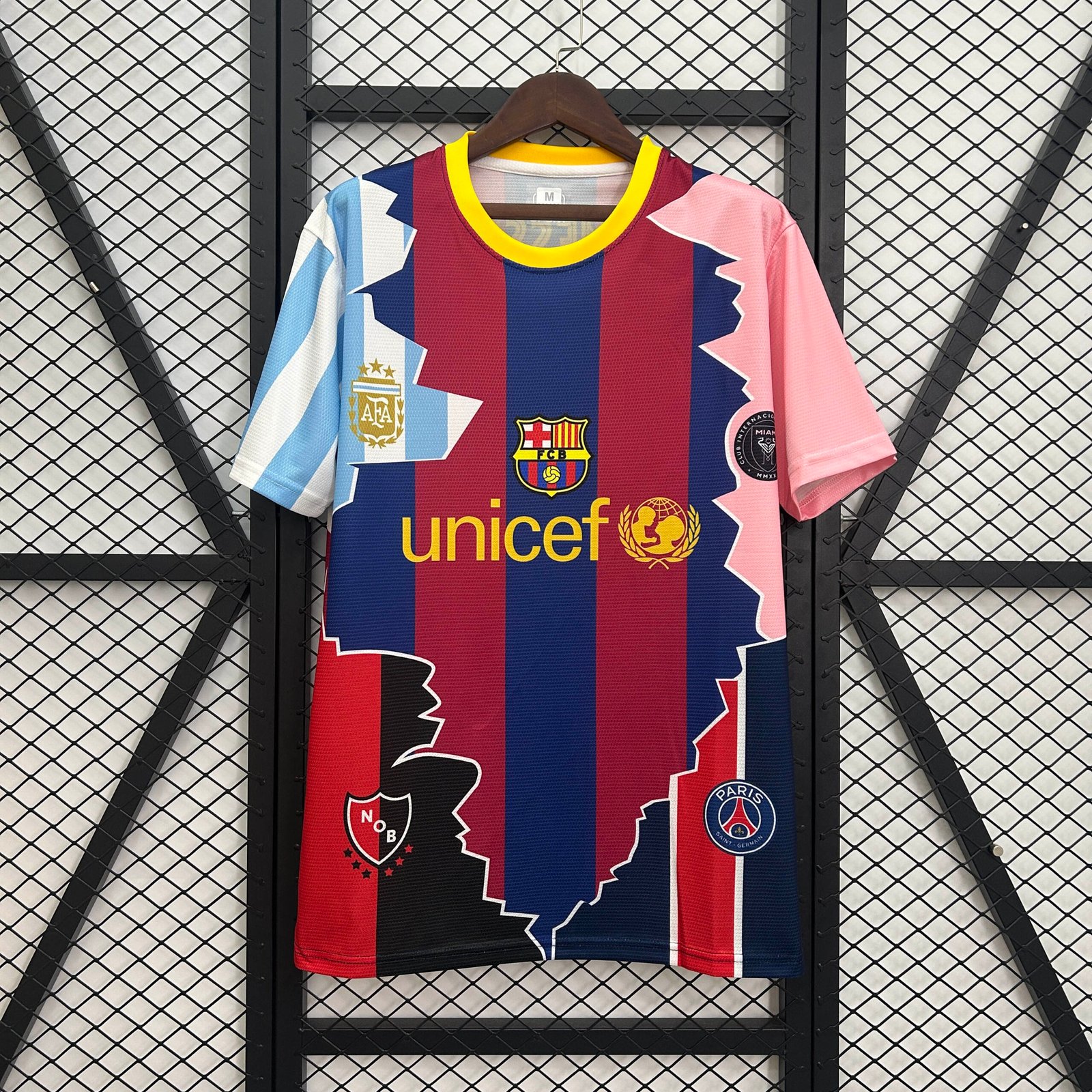 64cdd27307ca47f28ca9bf0531c90503 2025/2026 Messi Personal Commemorative Edition Football Shirt 1:1 Thai Quality - Image 1