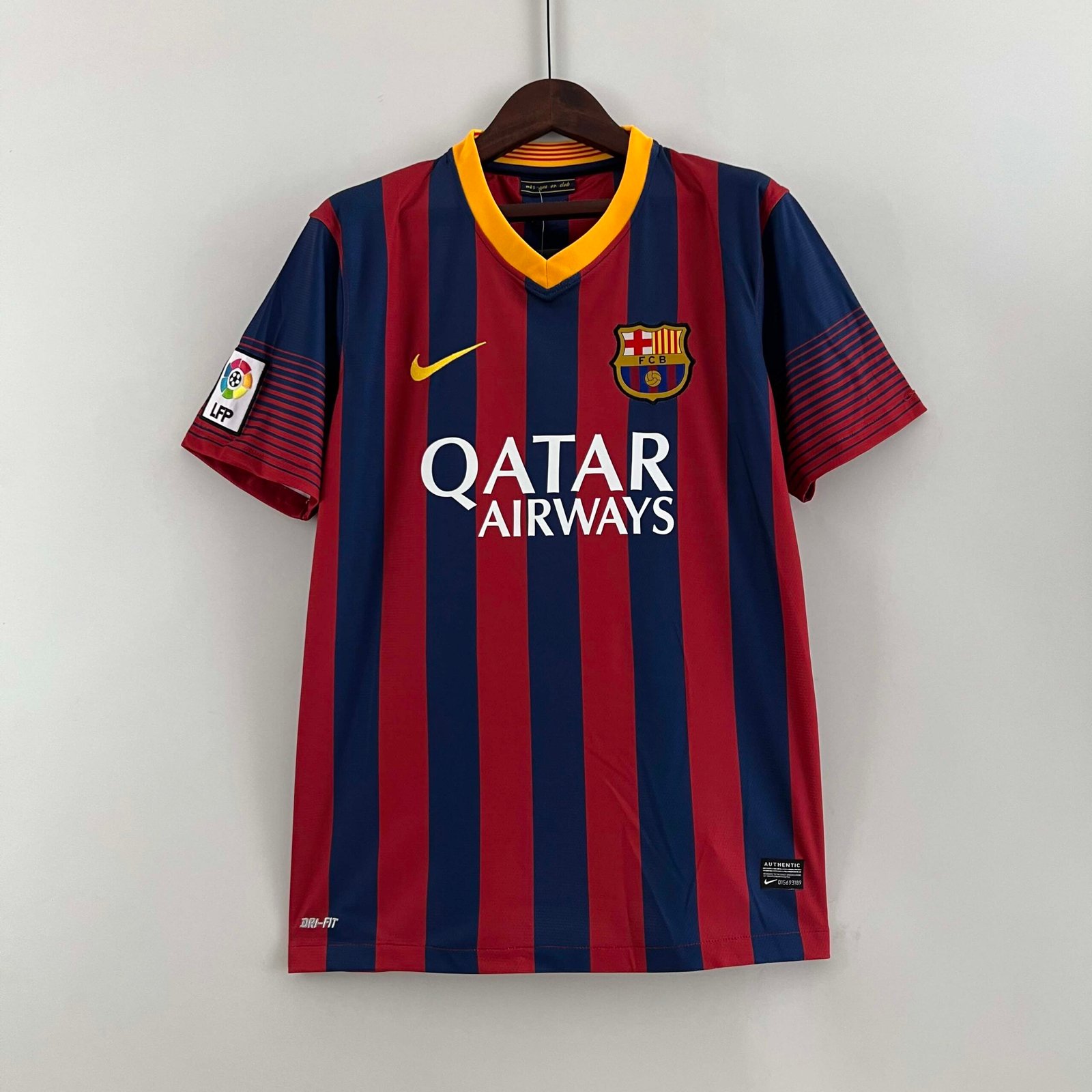 6c5c888569f92ebba521eef8254bd97f-1 2013/2014 Retro Barcelona Home Football Shirt 1:1 Thai Quality - Image 1