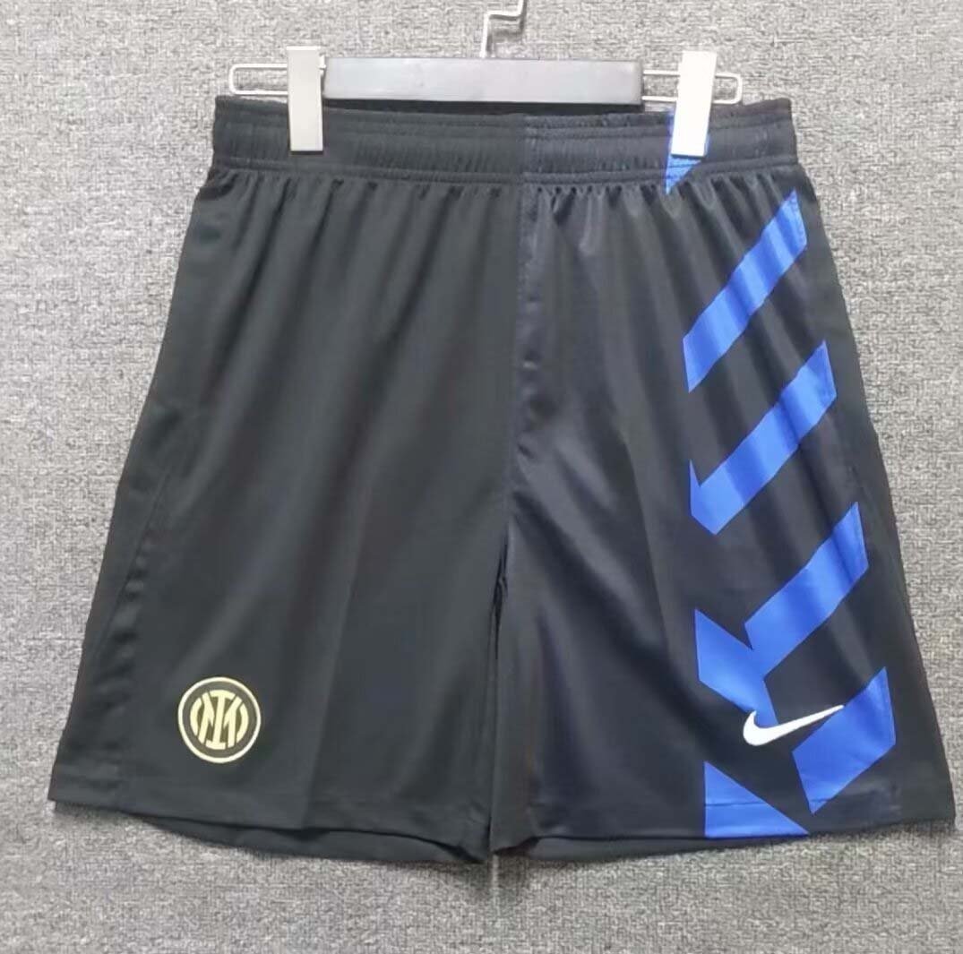 725f7e0921e17b557c8e0fc5d45d3400 2024/2025 Internazionale Milan Home Shorts - Image 1
