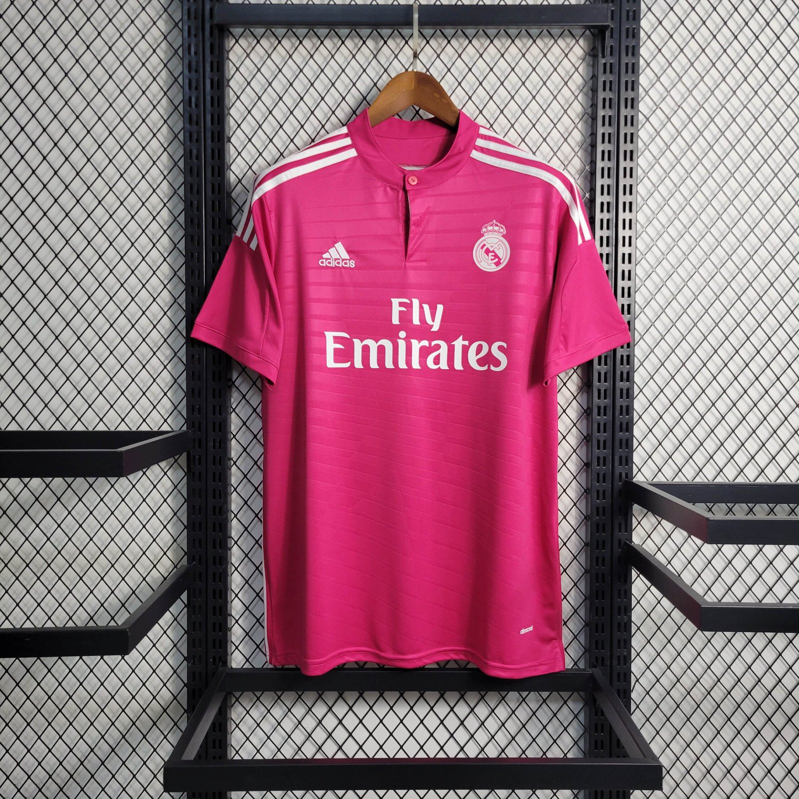 77b029636bb2e1dfdd00e0f7fdfede41 2014/2015 Retro Real Madrid Away - Image 1