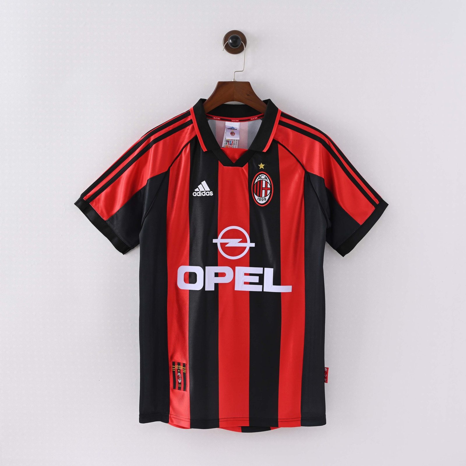 7bcbd1e4e48e36510b880c86b270e6c4 1998/1999 Retro AC Milan Home Football Shirt 1:1 Thai Quality - Image 1