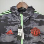 2021/2022 Manchester United Jersey Windbreaker Black And Grey Camouflage - Image 3