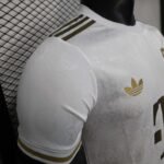 2025/2026 Player Version Bayern Munich 125th Anniversary Edition White Football Shirt 1:1 Thai Quality - Image 3