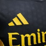 2025/2026 Player Version Real Madrid Special Edition Black And Gold Football Shirt 1:1 Thai Quality - Image 4