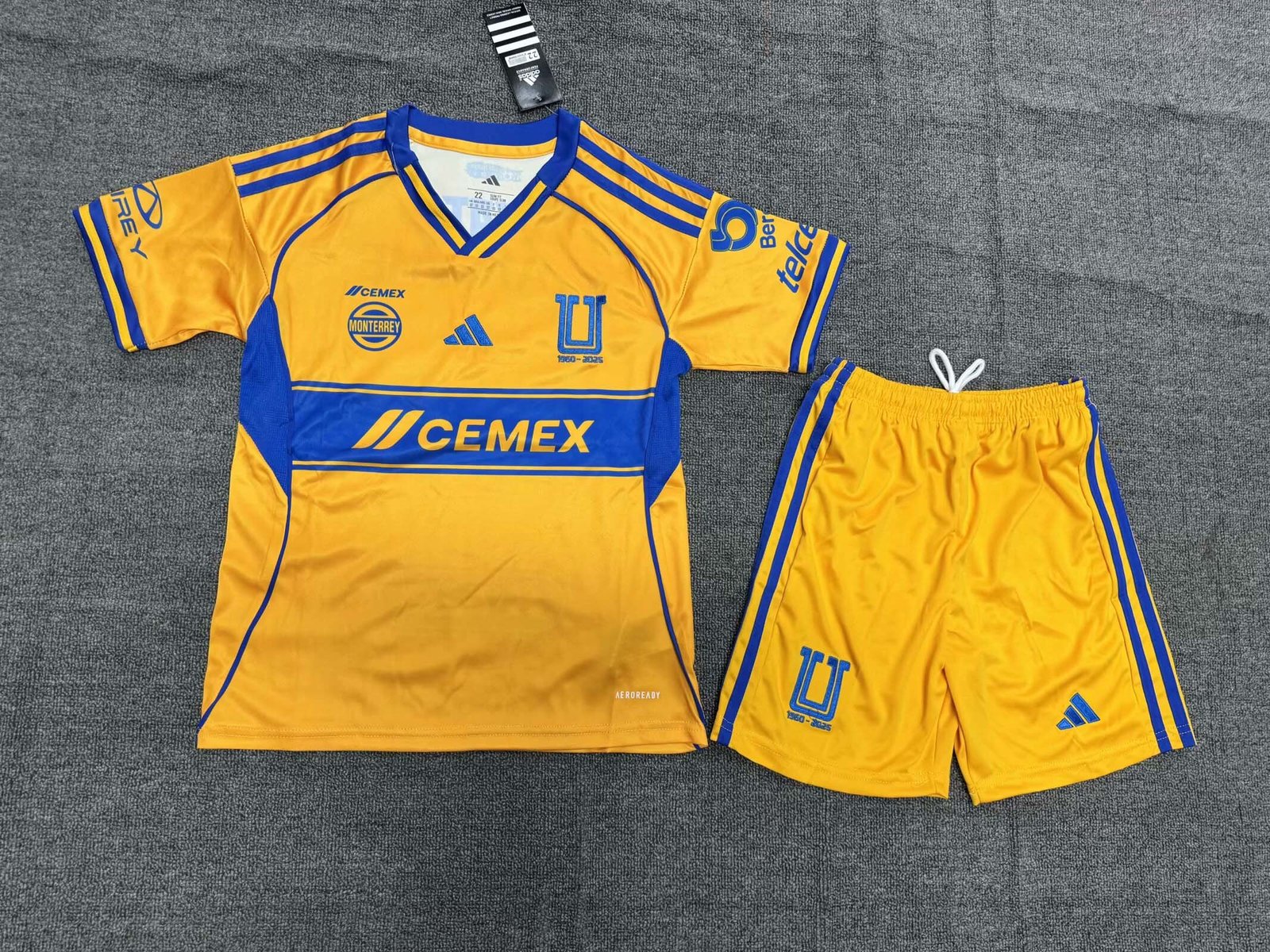 b3bc094c4680f3f02c709b5990dfe642 2025/2026 Tigres Home Football Shirt 1:1 Thai Quality Kids Size - Image 1