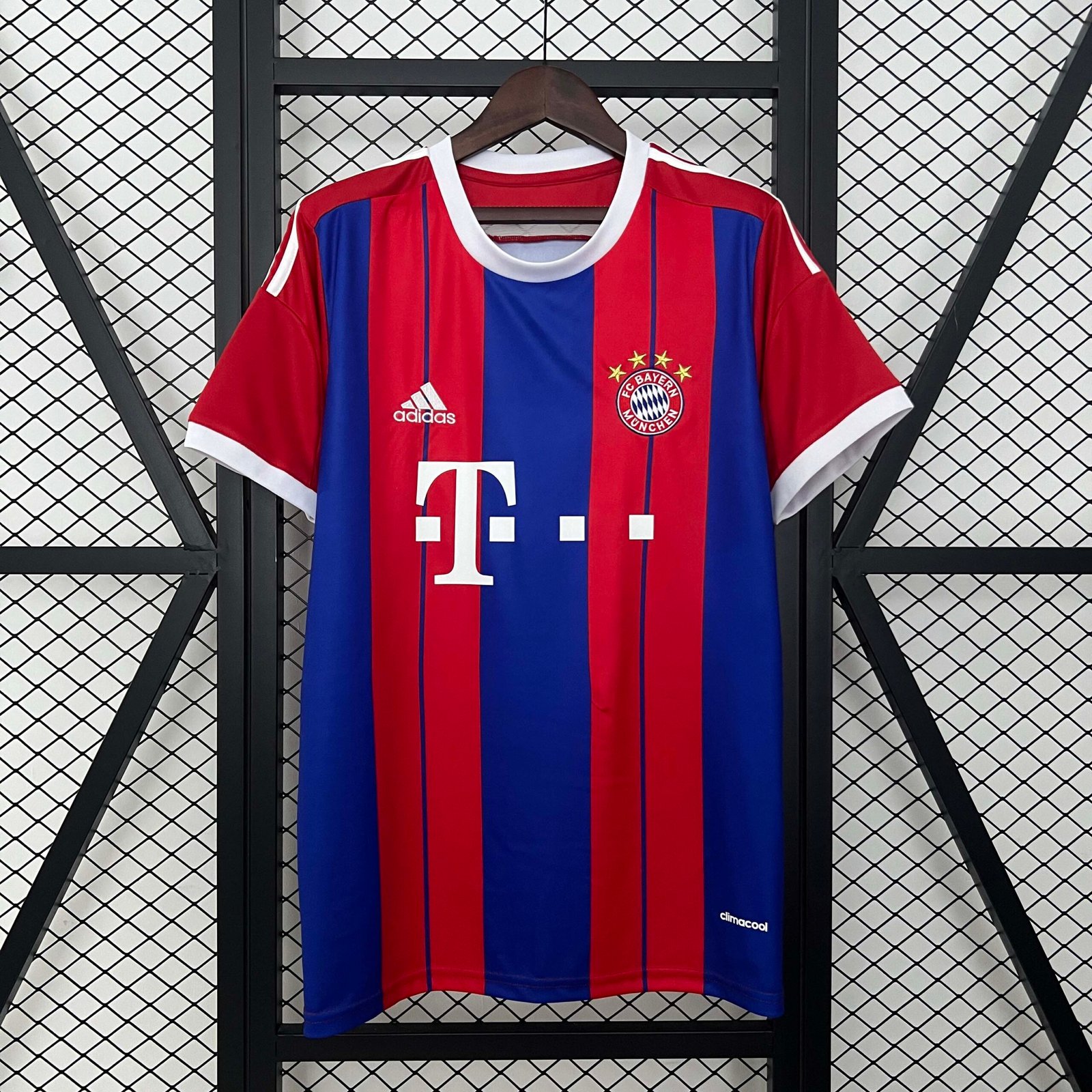 b4d114bcc26f14bde4f715665ef03ade-1 2014/2015 Retro Bayern Munich Home Football Jersey 1:1 Thai Quality - Image 1