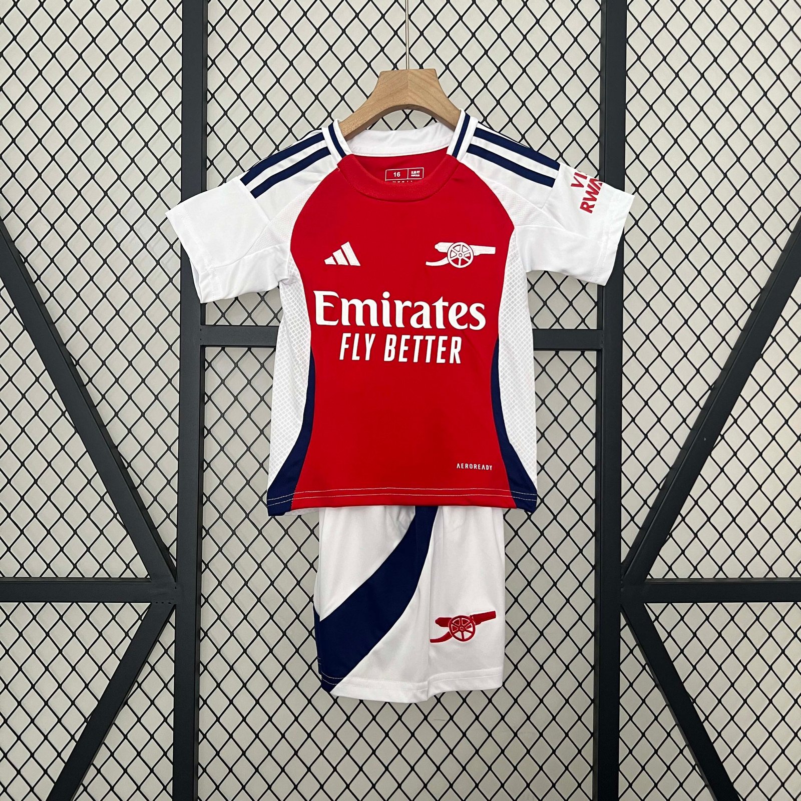 b6d4feedf8be4182af45fa335a741da4 2024/2025 Arsenal Home Football Shirt 1:1 Thai Quality Kids Size - Image 1