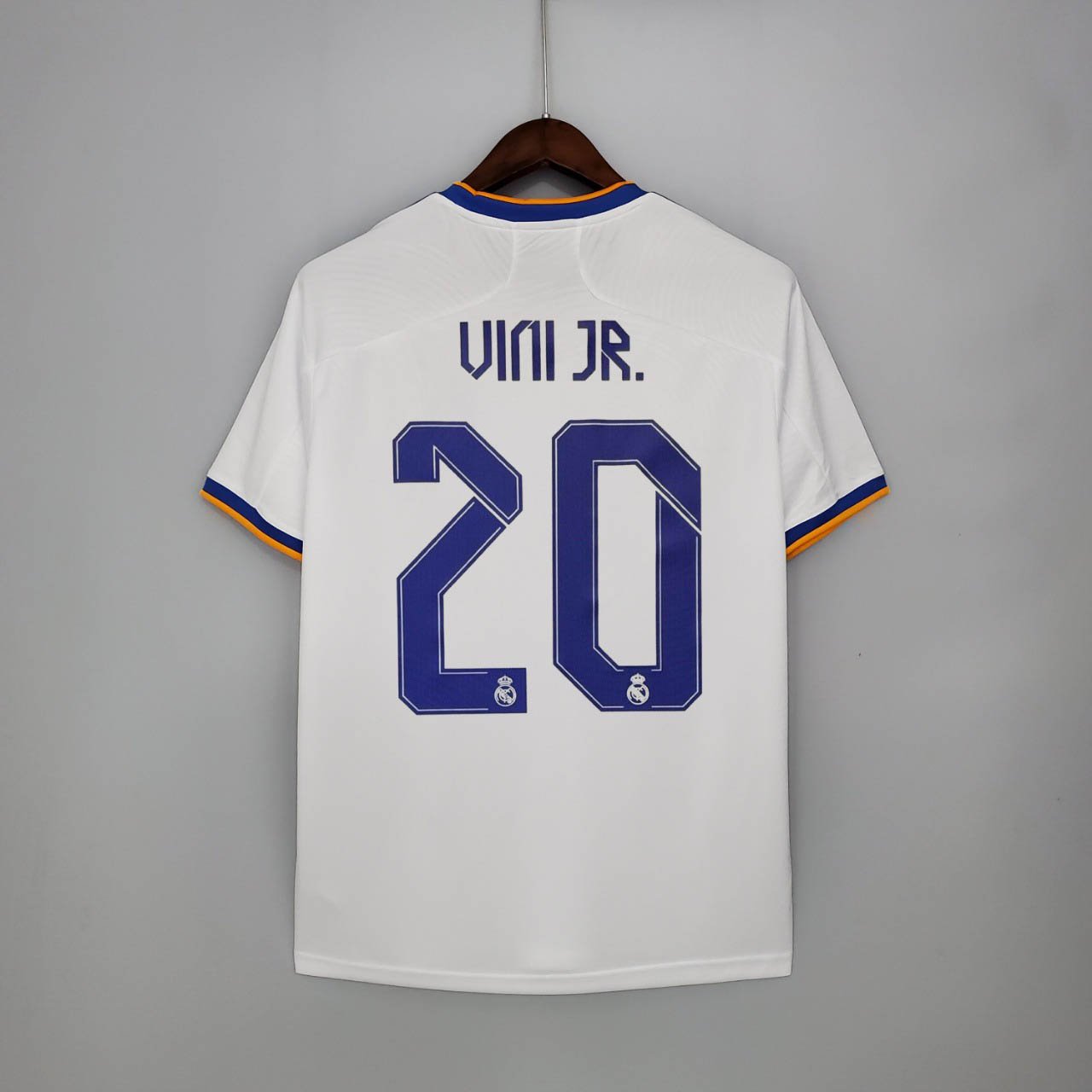 bae5135ccdae04e4fa72feaf9d783453 2021/2022 VINI JR.#20 Real Madrid Home Final Edition Football Shirt - Image 1