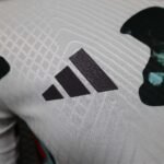 2024/2025 Player Version Bayern Munich Special Edition White and red Football Shirt 1:1 Thai Quality - Image 4