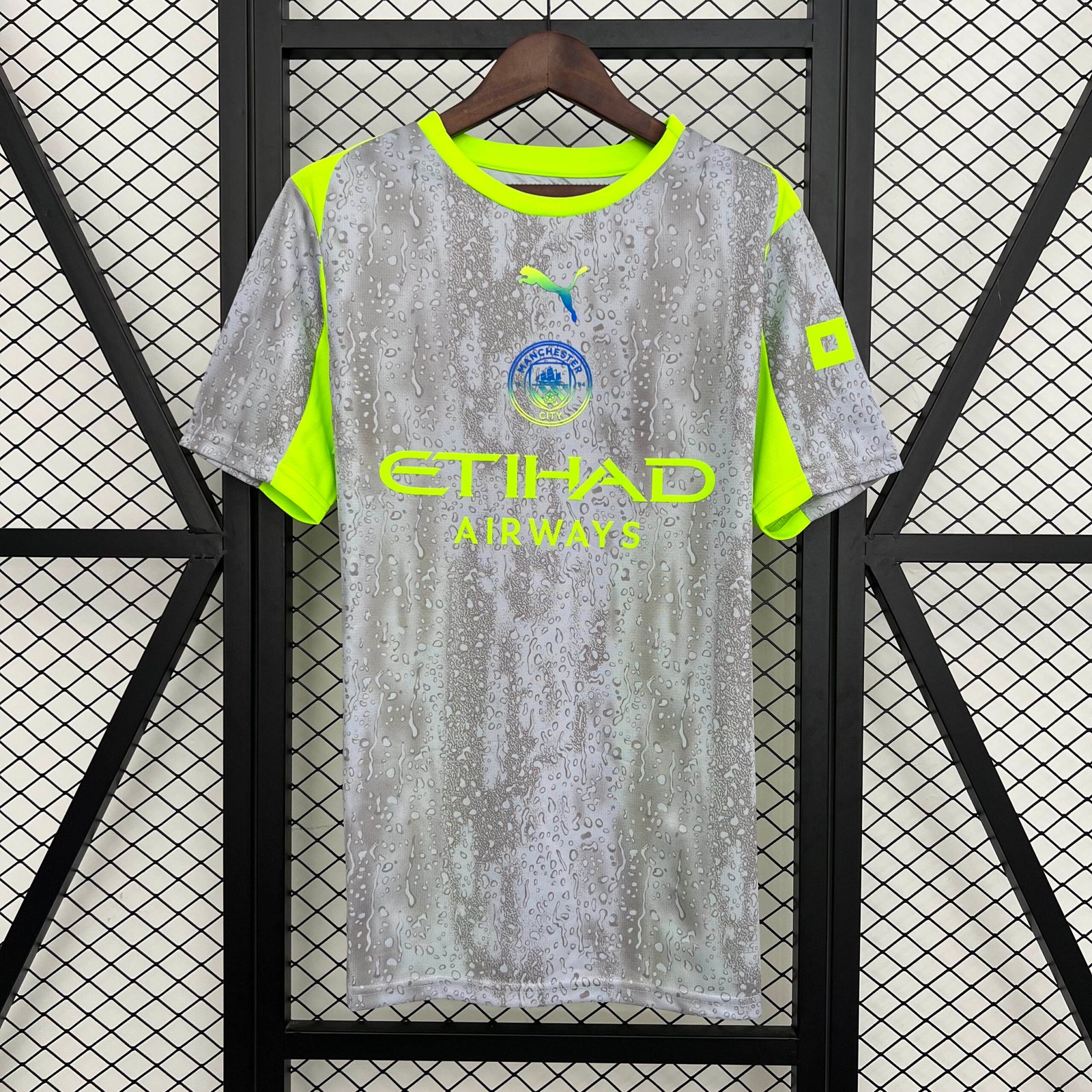 be2ac8ea9c28b038aff9e44d65c5caa7 2025/2026 Manchester City Third Away Football Shirt 1:1 Thai Quality - Image 1