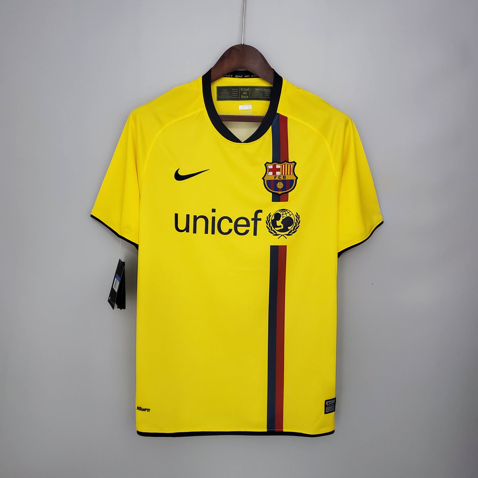 be65361660aa7ebbac25024317ef91e7-1 2008/2009 Retro Barcelona Away Football Shirt 1:1 Thai Quality - Image 1