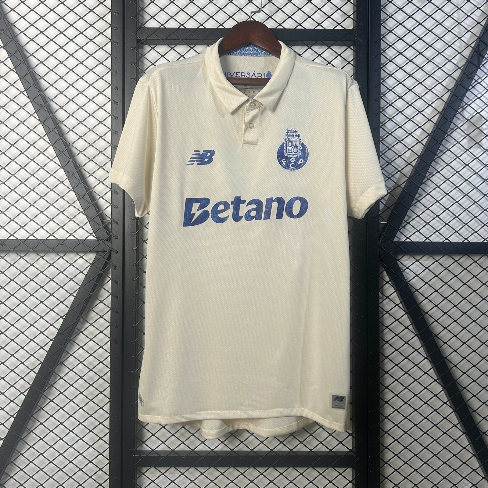 c7e1b83bdc584032496cdda52168a4f7 2025/2026 Porto Third Away Football Shirt 1:1 Thai Quality - Image 1