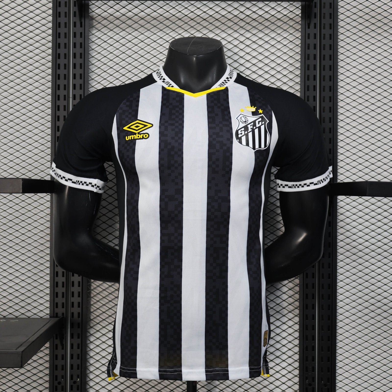 c8ac7c10c6e9bb320237ad21b1666bd9-1 2025/2026 Player Version Santos Away Football Shirt 1:1 Thai Quality - Image 1