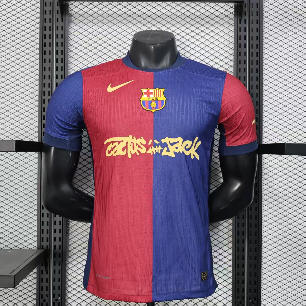 ccb5dc7525cb107ccb6aa91fdce0f98d 2024/2025 Player Version Barcelona Home Travis Scott Joint Edition 1:1 Thai Quality - Image 1