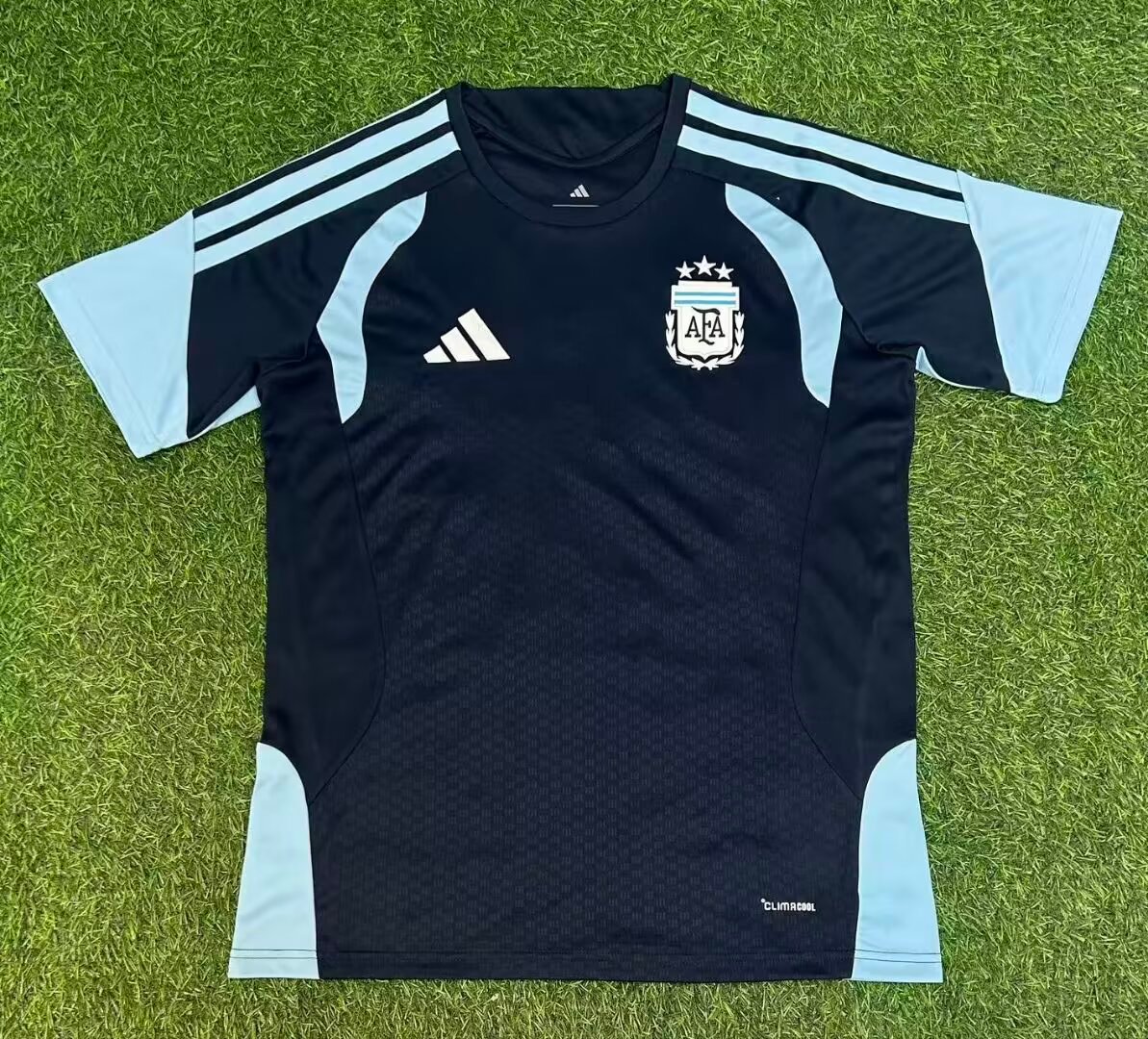 d363bfabfb0d6694a27eb9b6682a9cf6-1 2026 Argentina National Team Training Suit Royal Blue Football Shirt 1:1 Thai Quality - Image 1