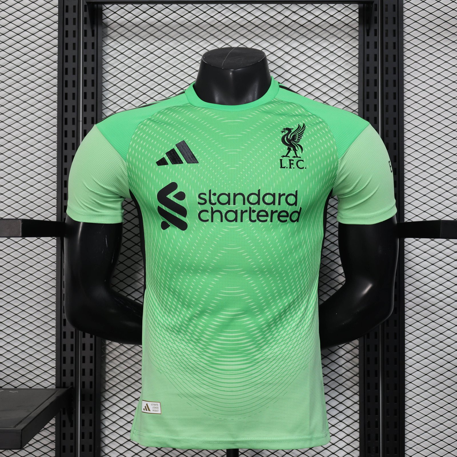 d79899d47831c8bf86f0b959fee34f4d-1 2025/2026 Player Version Liverpool Goalkeeper Green Football Shirt 1:1 Thai Quality - Image 1