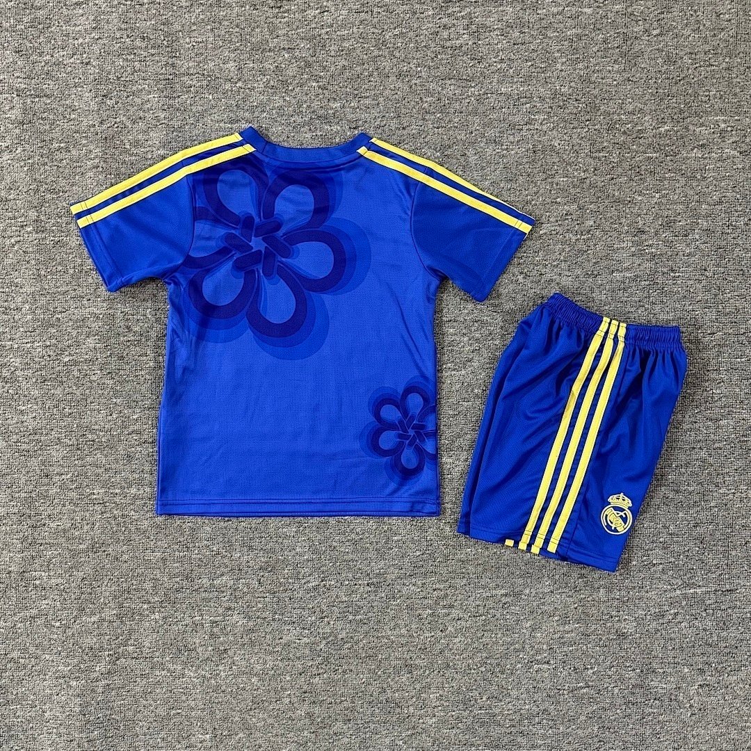 d87b1047 - 副本 2026-27 Real Madrid Blue kids/youth Soccer uniform - Image 1
