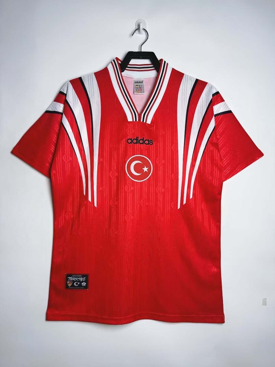 e46e58a7a34ae890793d0e149545838e 1996 Retro Turkey National Team Home Football Shirt 1:1 Thai Quality - Image 1