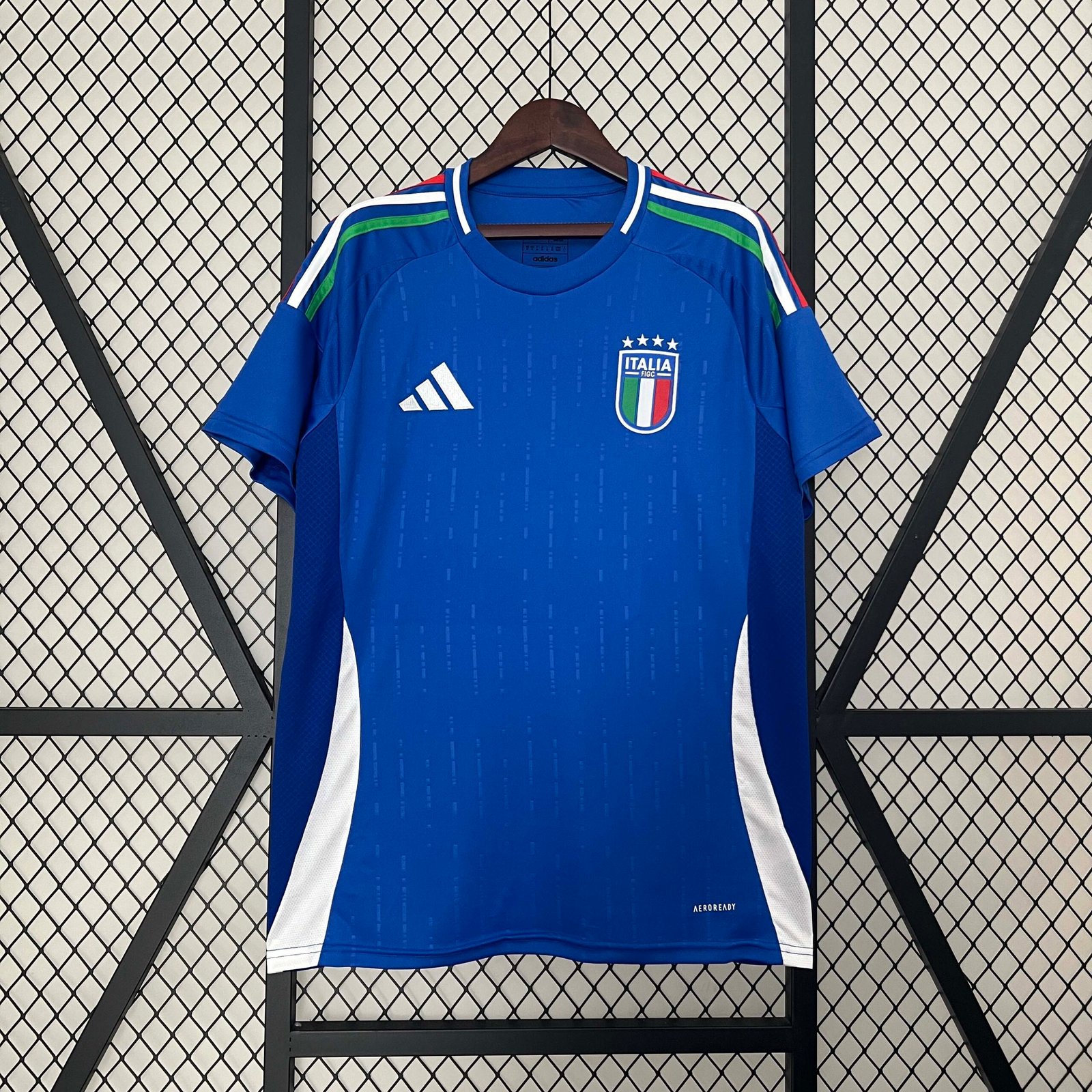 fd822125edb80d54720e0db4f7249e63 2024 Italy National Team Home Football Shirt 1:1 Thai Quality - Image 1