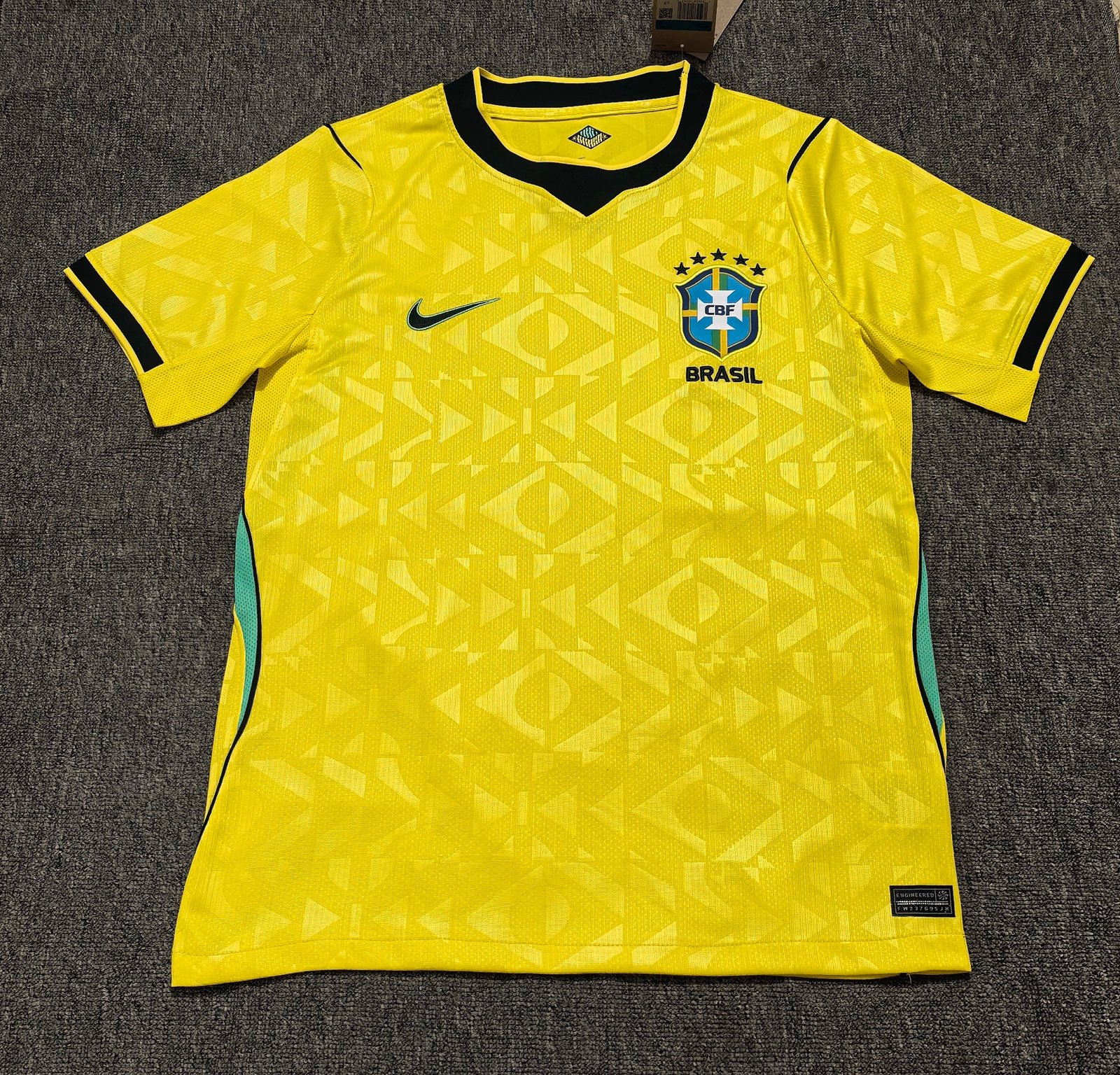 N4031 (S-4XL)With steel stamp 2026-2027 Brazil Home Yellow Soccer Jersey AAA - Image 1