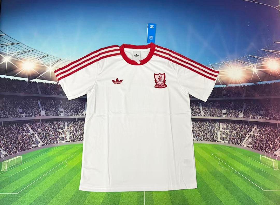 IMG_0261 Retro Version 26-27 Liverpool Red White Soccer Jersey AAA -711 - Image 1
