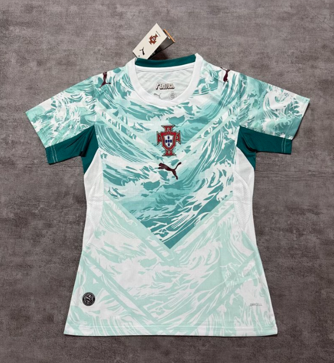 4F949B0317DD55AEDA5FF5F1EE626D58 2026-27 Portugal Away White Green Women Soccer Jersey AAA - Image 1