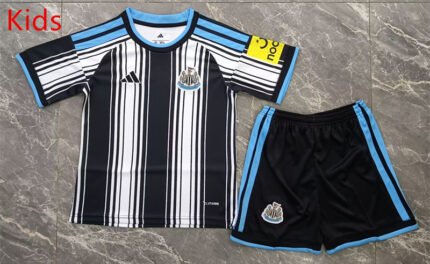 26-27 Newcastle United Home Black&White Stripes Kids/Youth Soccer Uniform